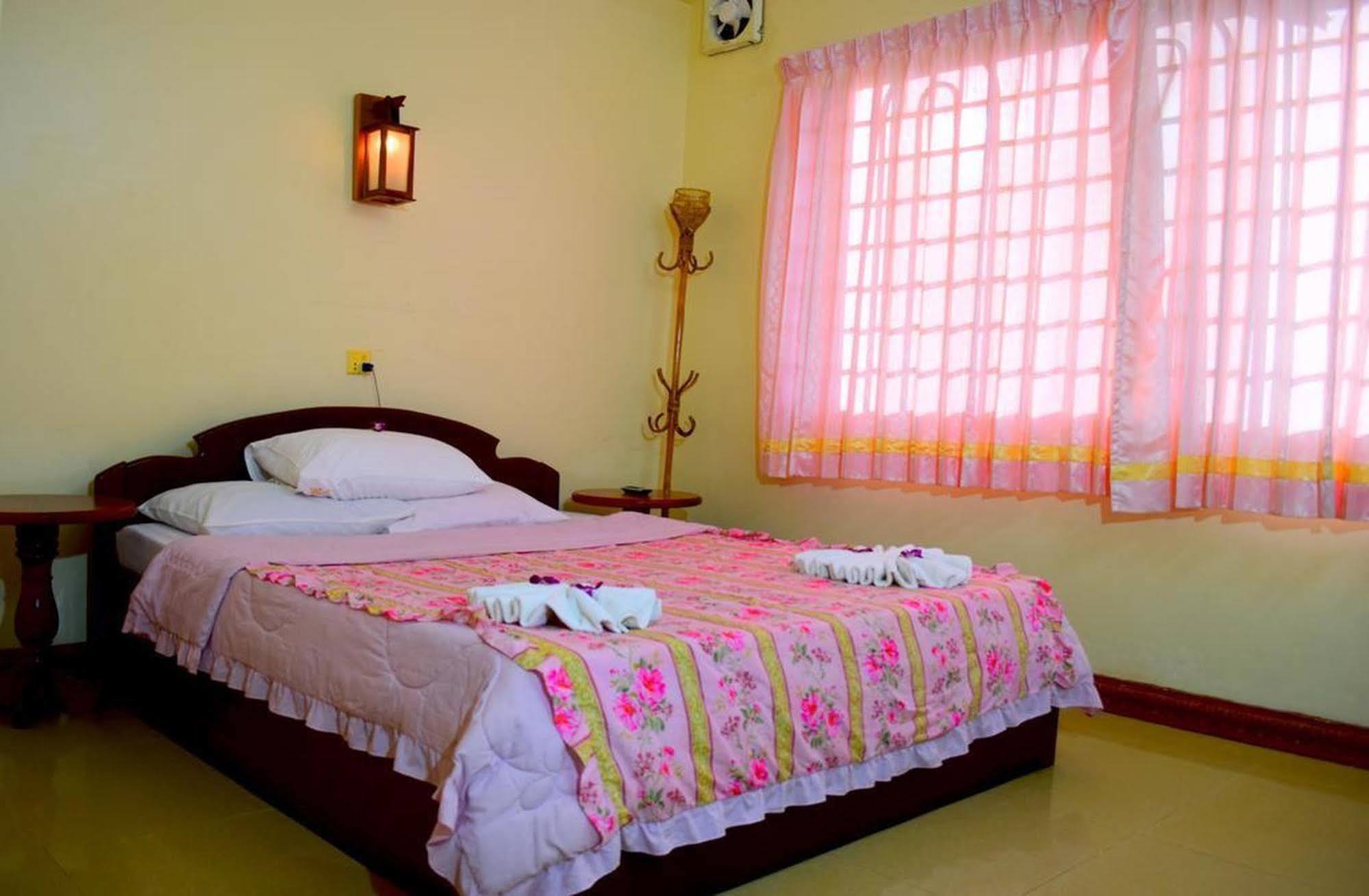 Okay Guesthouse Сиемрип Экстерьер фото